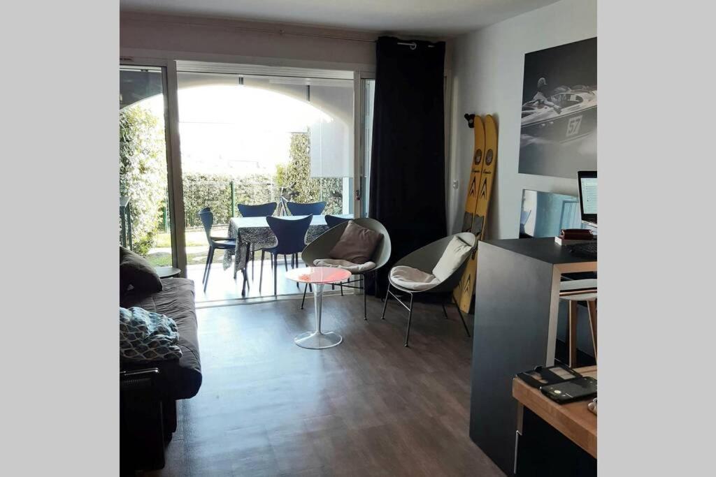 식스포즈레스플라지스 Magnifique Rez De Jardin & Piscine & Bord De Mer 아파트 외부 사진